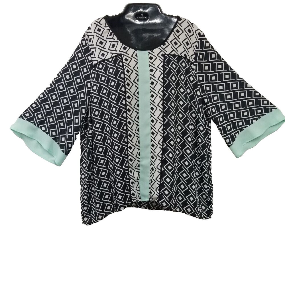 Umgee + Blouse Womens XL Geometric Black and White With Mint Green Trim Blouse
